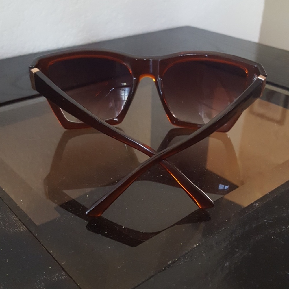 H&M sunglasses - Picture 2 of 4